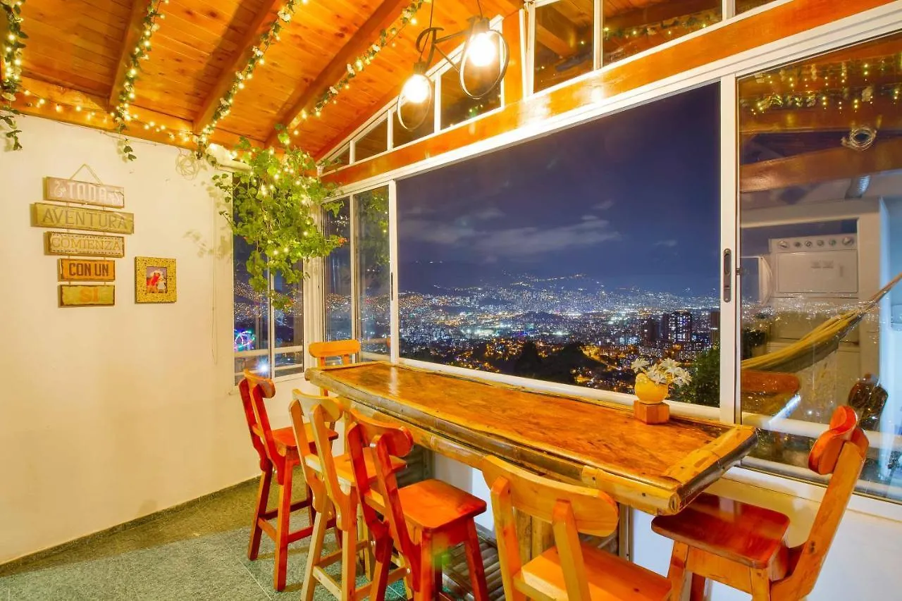 Magnifica Casa Con Estupendas Vistas A La Ciudad. Medellín 0*,  Kolumbie
