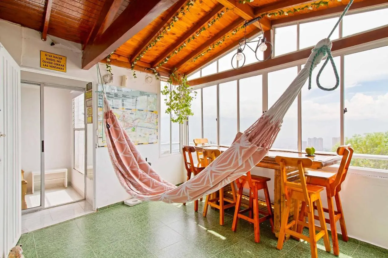 Magnifica Casa Con Estupendas Vistas A La Ciudad. Medellín Kolumbie
